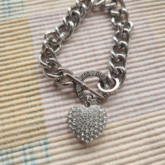 Guess braclet - Picture 3 of 6